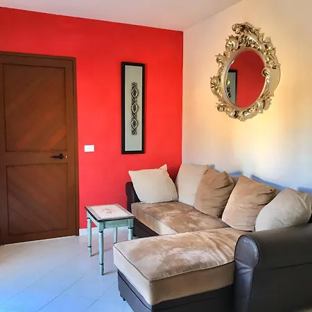 아파트 Club Two Bed 82f 피조