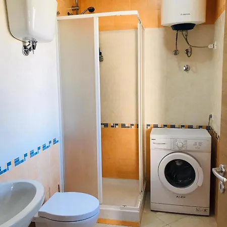 Club Two Bed 82f Pizzo (Calabria)