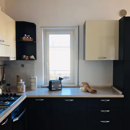 Club Two Bed 82f Pizzo (Calabria)