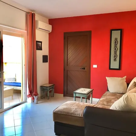 Club Two Bed 82f 아파트